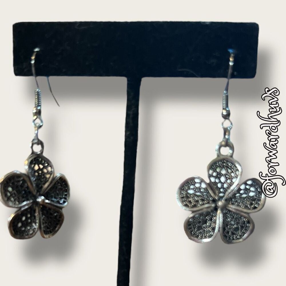 Bundle Sale 3 for $15 | Silver Tone Flower Dangle Earrings